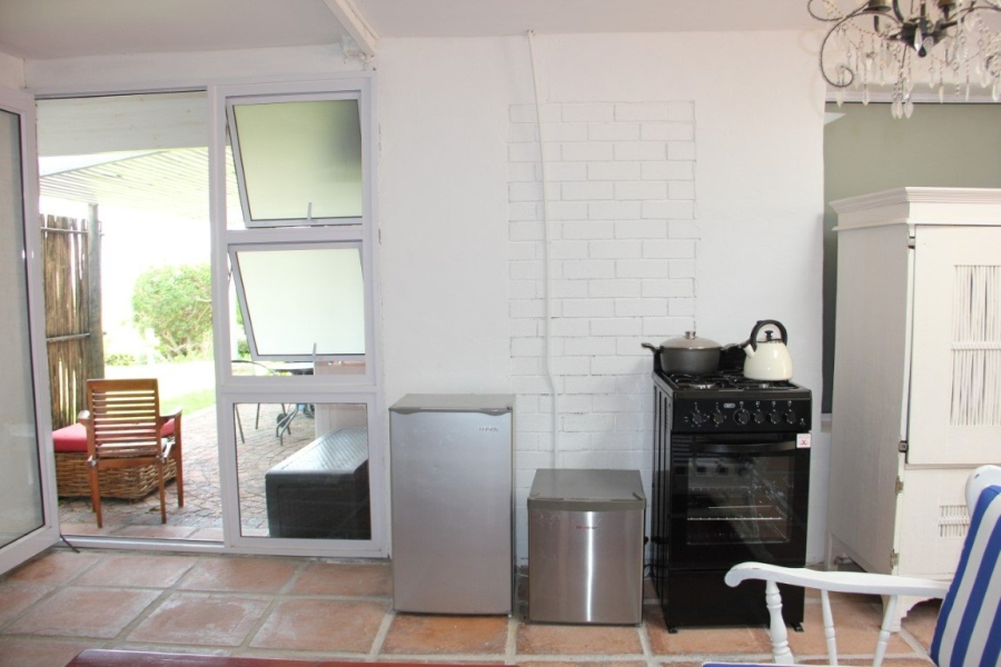 To Let 1 Bedroom Property for Rent in Rome Glen Western Cape
